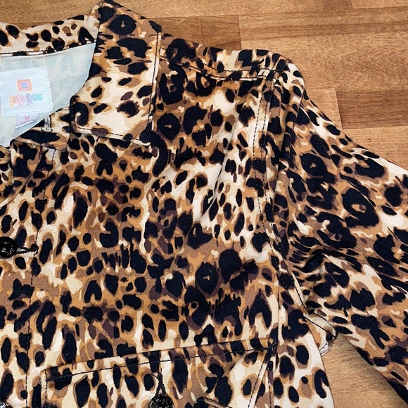 Leopard Print Jean Jacket Black and Brown  Women's Size M - LULAROE  Kenny - Picture 7 of 10